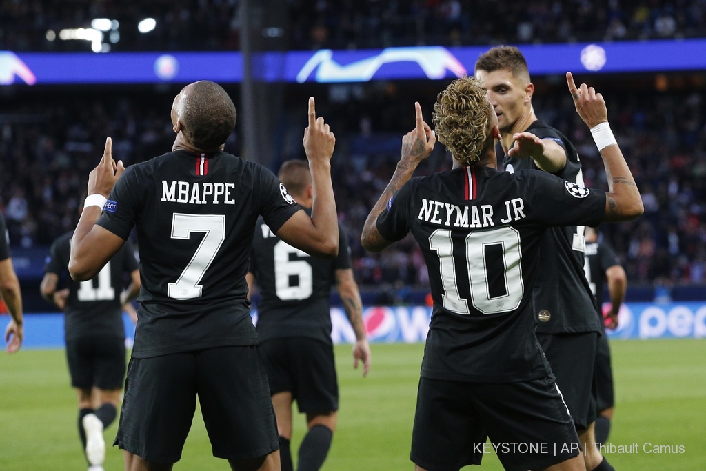 Mbappé et Neymar se sont fait plaisir dans la défense serbe.
