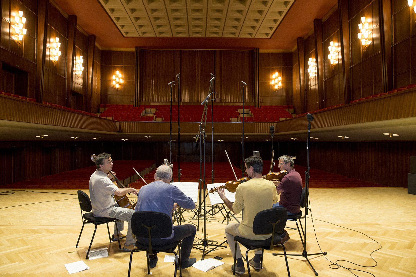 Le quatuor lausannois Sine Nomine enregistre à la salle de musique de la Chaux-de-Fonds.