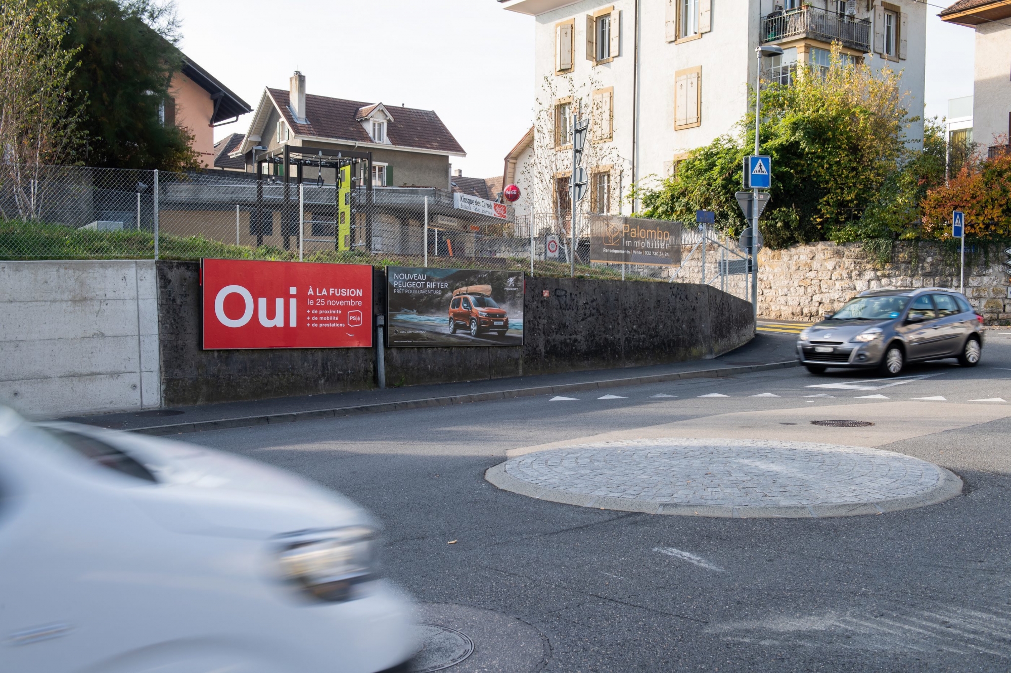 Le 25 novembre, les citoyens de Peseux se prononcent sur la fusion avec les localités voisines, dont Neuchâtel.