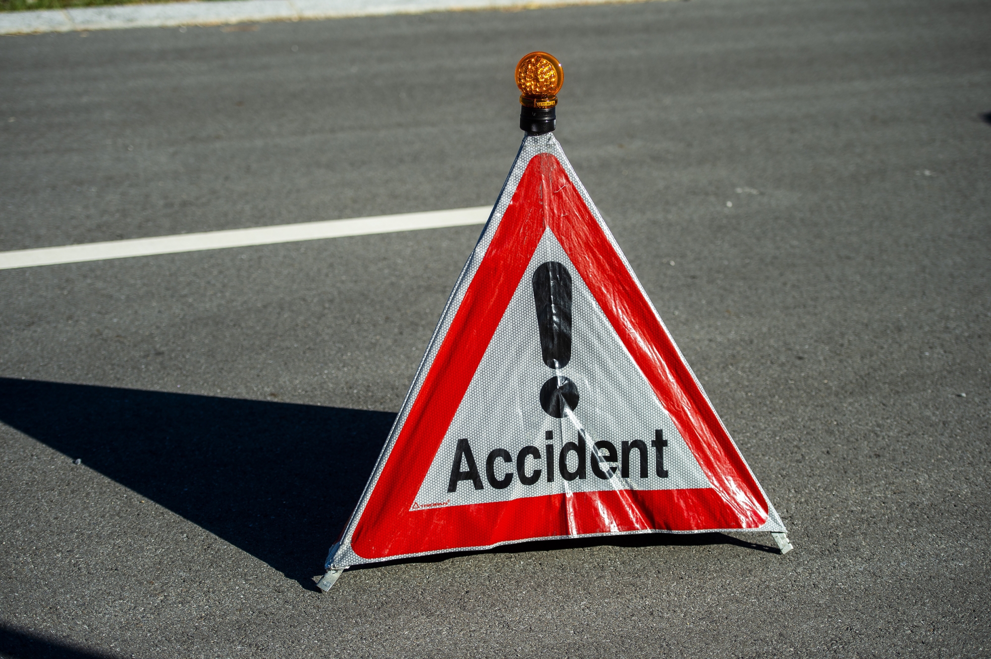 La police cantonale rappelle les mesures de précautions en cas d'accident de la route.