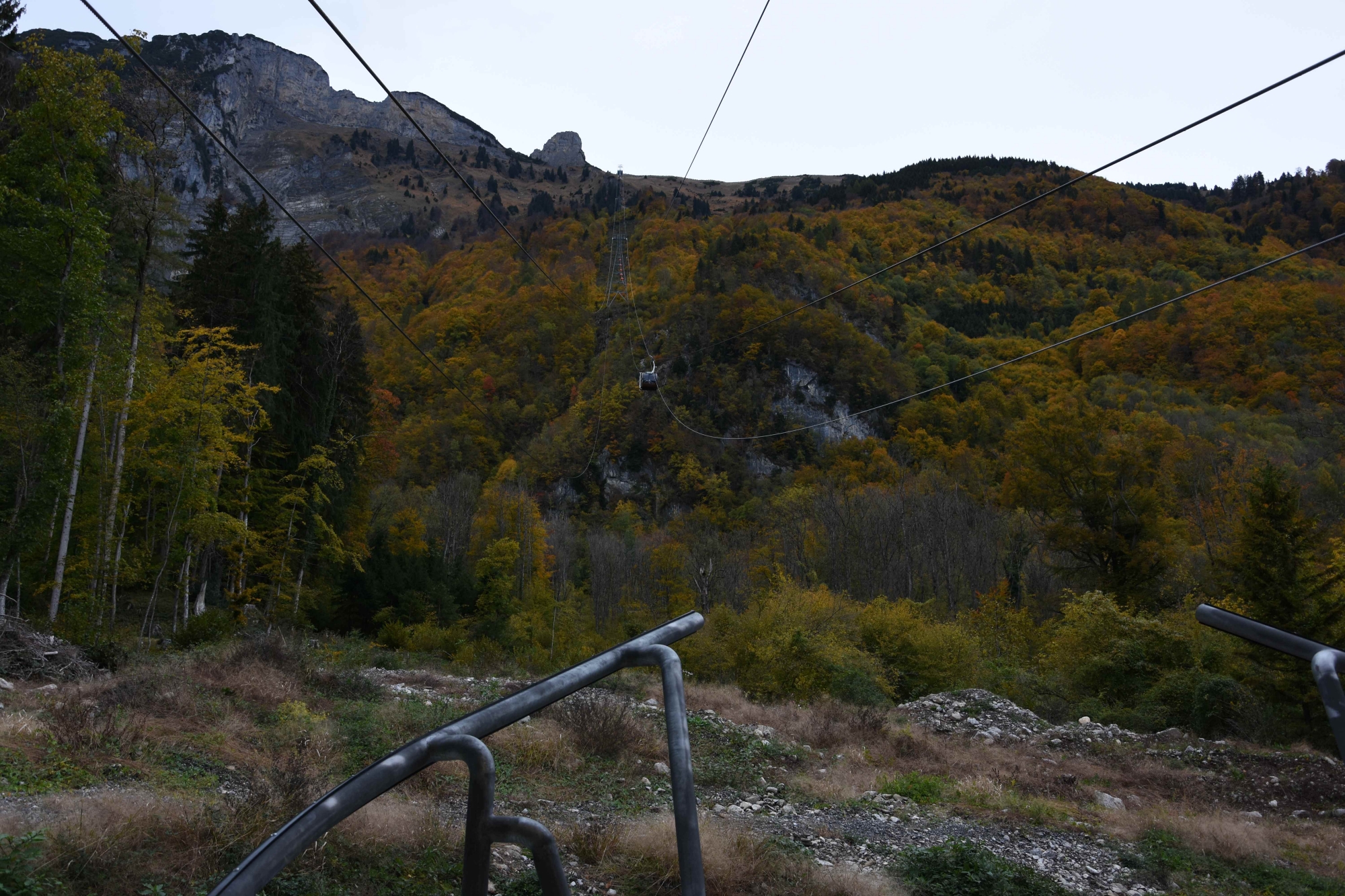 La télécabine a fait une chute de 12 mètres.