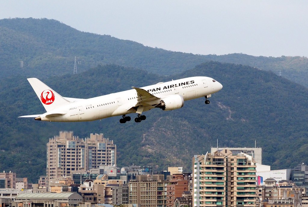Sur les quinze derniers mois, la compagnie d’aviation Japan Airlines a dû retarder douze de ses vols après que des pilotes aient été pincés avec un taux d'alcoolémie trop élevé. 