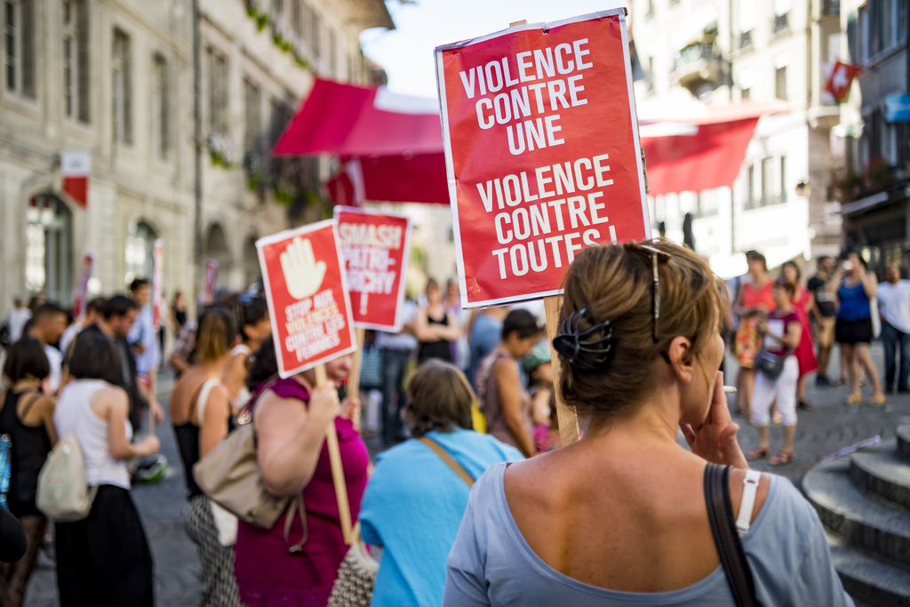 Six femmes sont tuées toutes les heures dans le monde par une connaissance. 