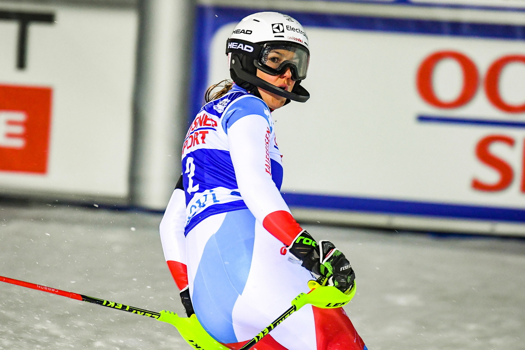 Wendy Holdener possédait le meilleur chrono jusqu'au deuxième temps intermédiaire avant de perdre du terrain.