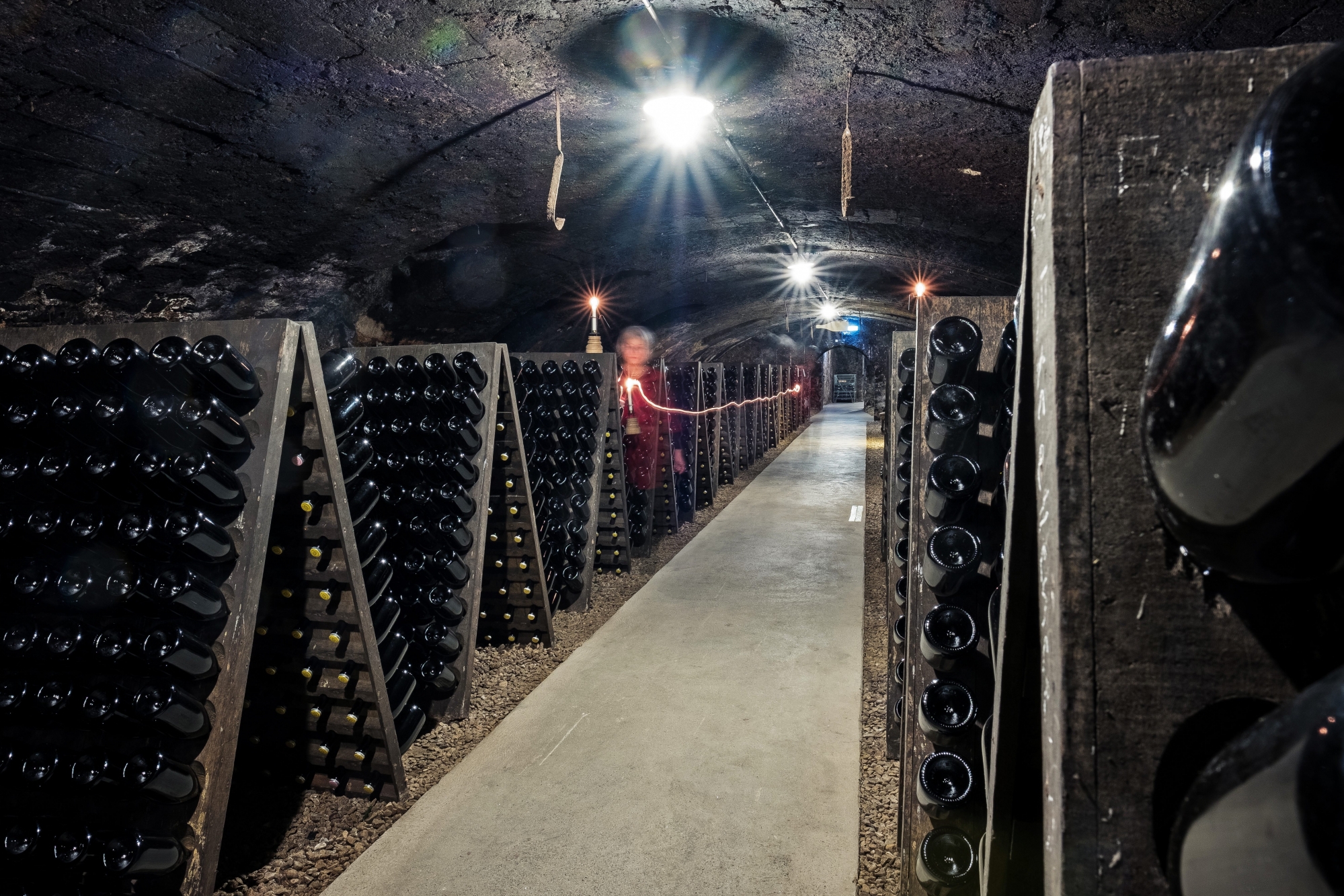 Dans les caves de la maison Mauler à Môtiers.