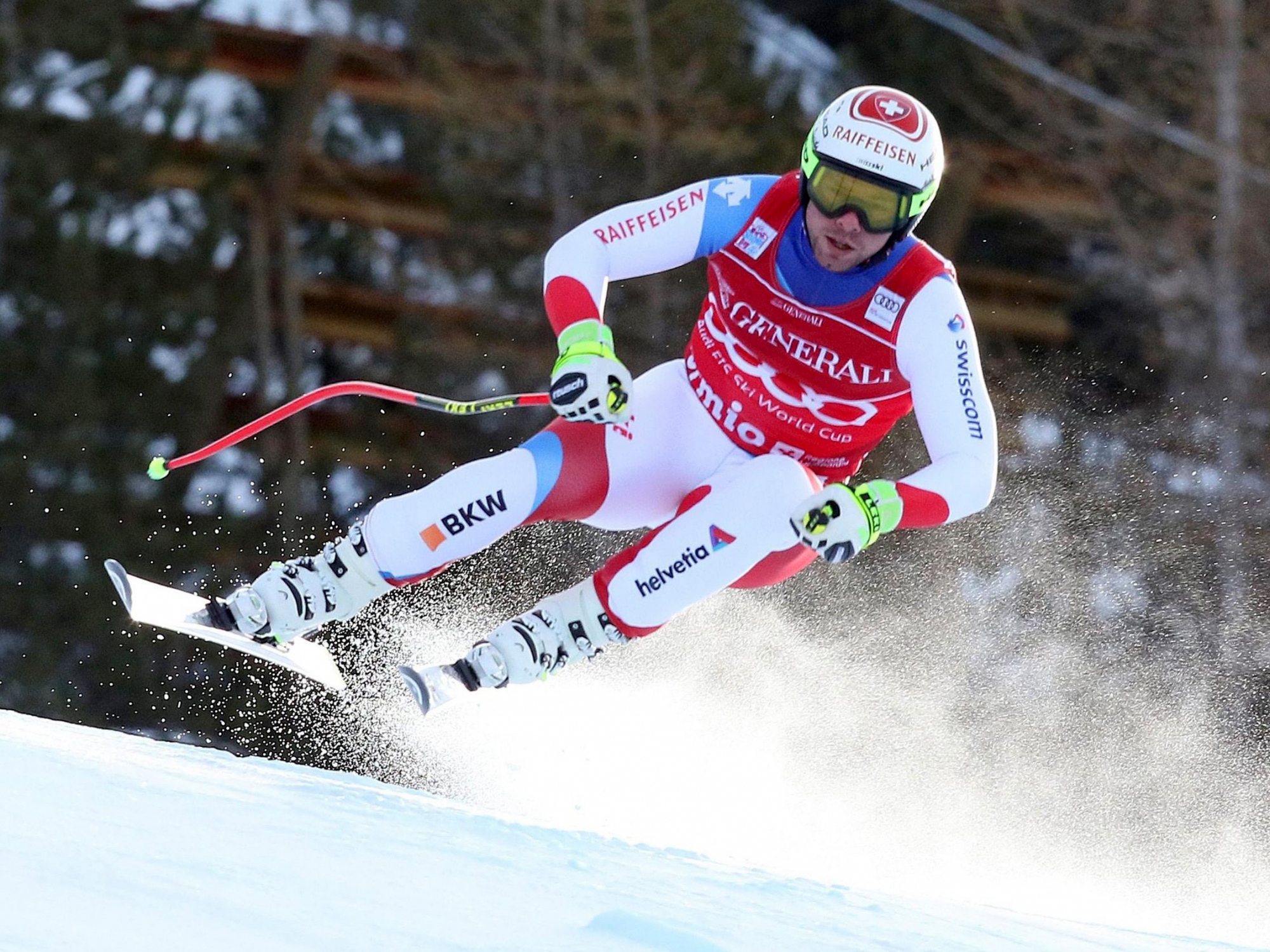 epa07251700 Beat Feuz of Switzerland speeds down the slope during the Men's Downhill race at the FIS Alpine Skiing World Cup event in Bormio, Italy, 28 December 2018.  EPA/ANDREA SOLERO ITALY ALPINE SKIING WORLD CUP