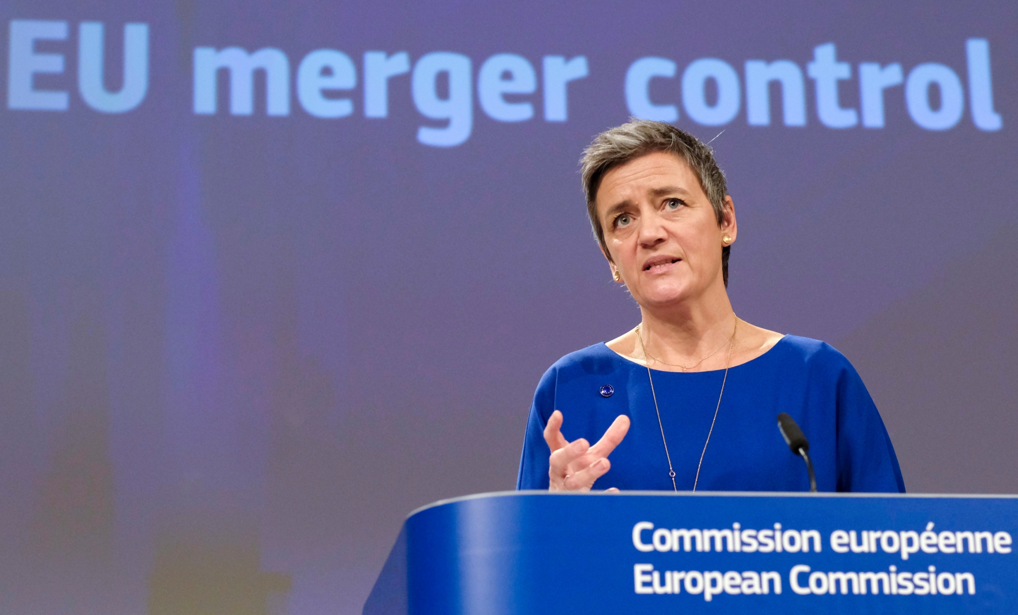 epa07347298 EU Commissioner for Competition, Danish Margrethe Vestager gives a press briefing on the planned railway merger of Siemens and the French competitor Alstom in Brussels, Belgium, 06 February 2019. The EU rejected the merger deal to create the regional rail giant, media reported.  EPA/OLIVIER HOSLET BELGIUM EU COMMISSION SIEMENS ALSTOM MERGER