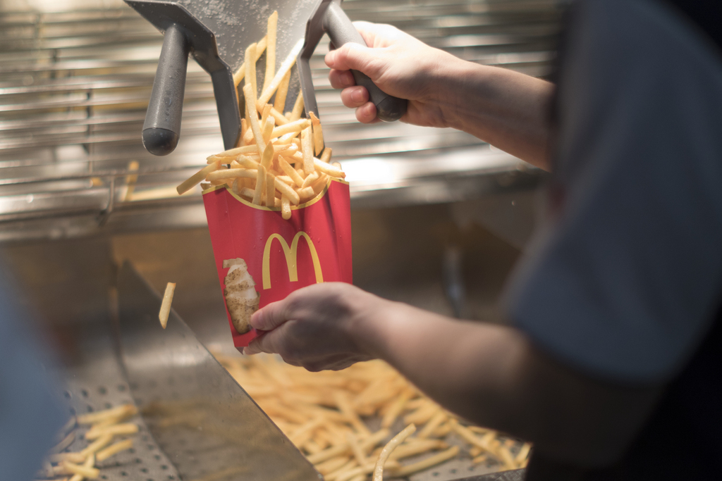 En 2018, McDonald's a accueilli pas moins de 105 millions de clients dans ses 169 restaurants en Suisse.