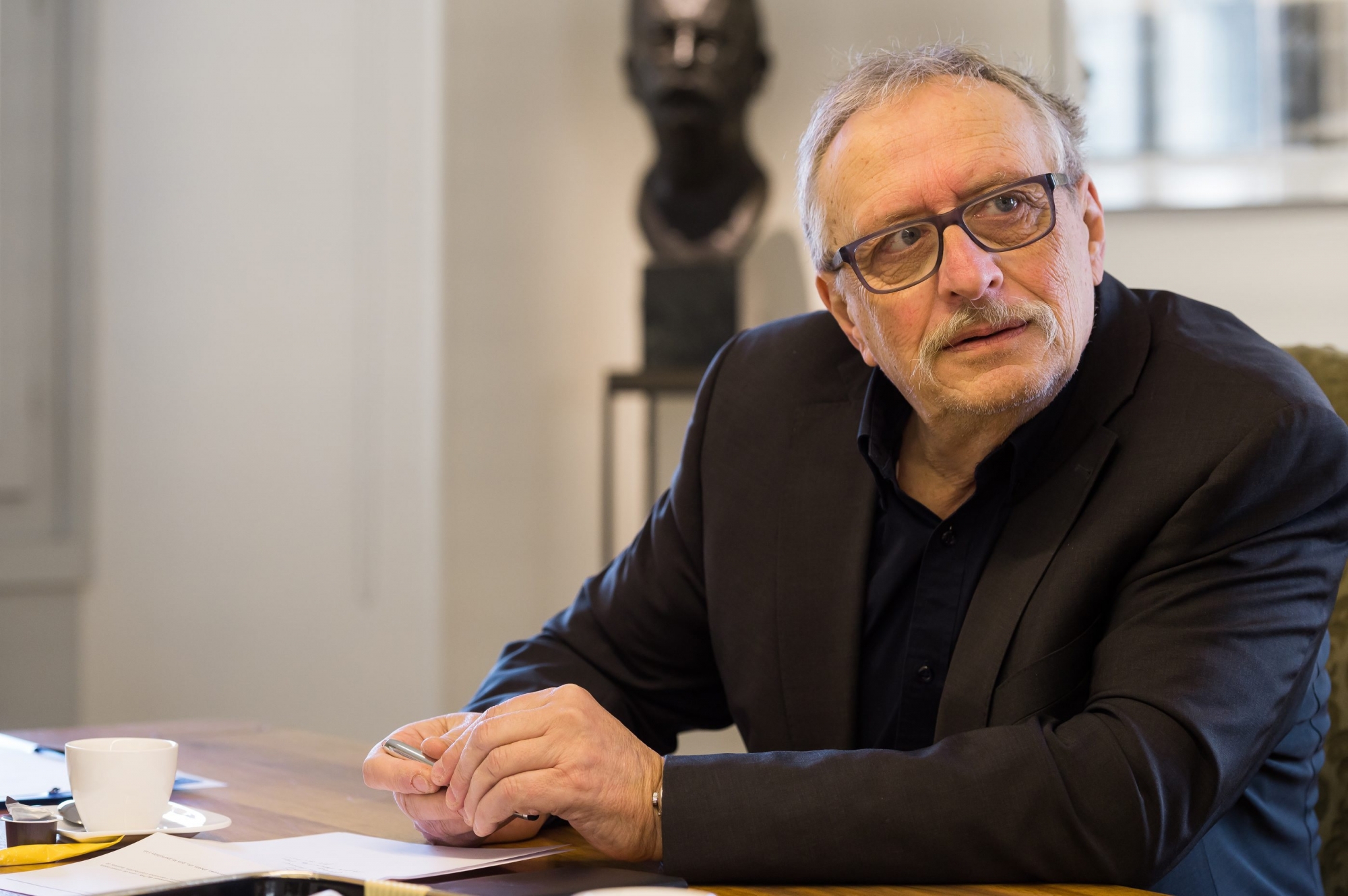 L'écrivain Jean-Bernard Vuillème, lauréat du prix 2019 de l'Institut neuchâtelois.