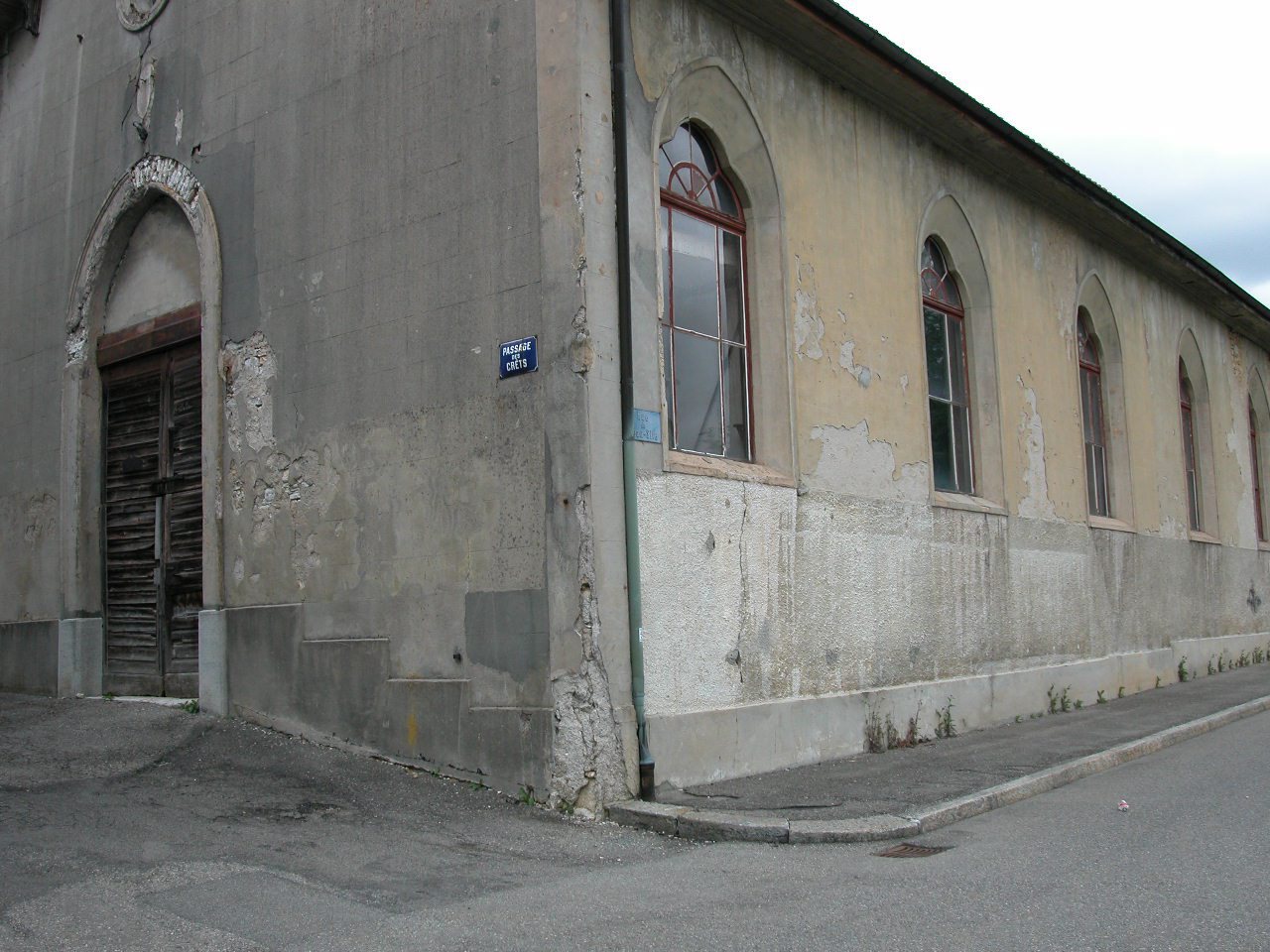 C'est dans ce bâtiment, un ancien manège, que devrait voir le jour la Maison de la musique de Saint-Imier.