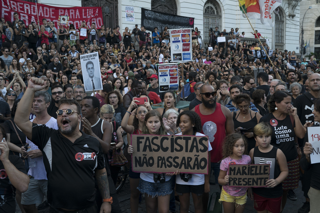 De Rio à Brasilia, des milliers de personnes sont venus dénoncer une commémoration "fasciste".