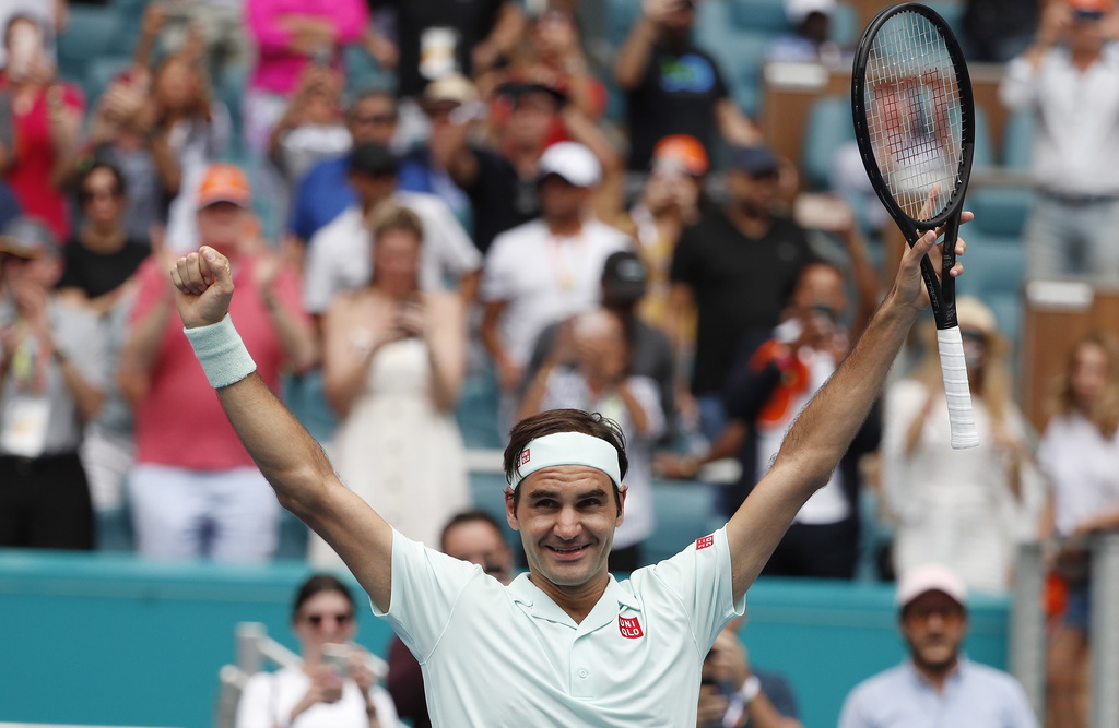 Roger Federer remonte dans la hiérarchie mondiale grâce à sa victoire à Miami.
