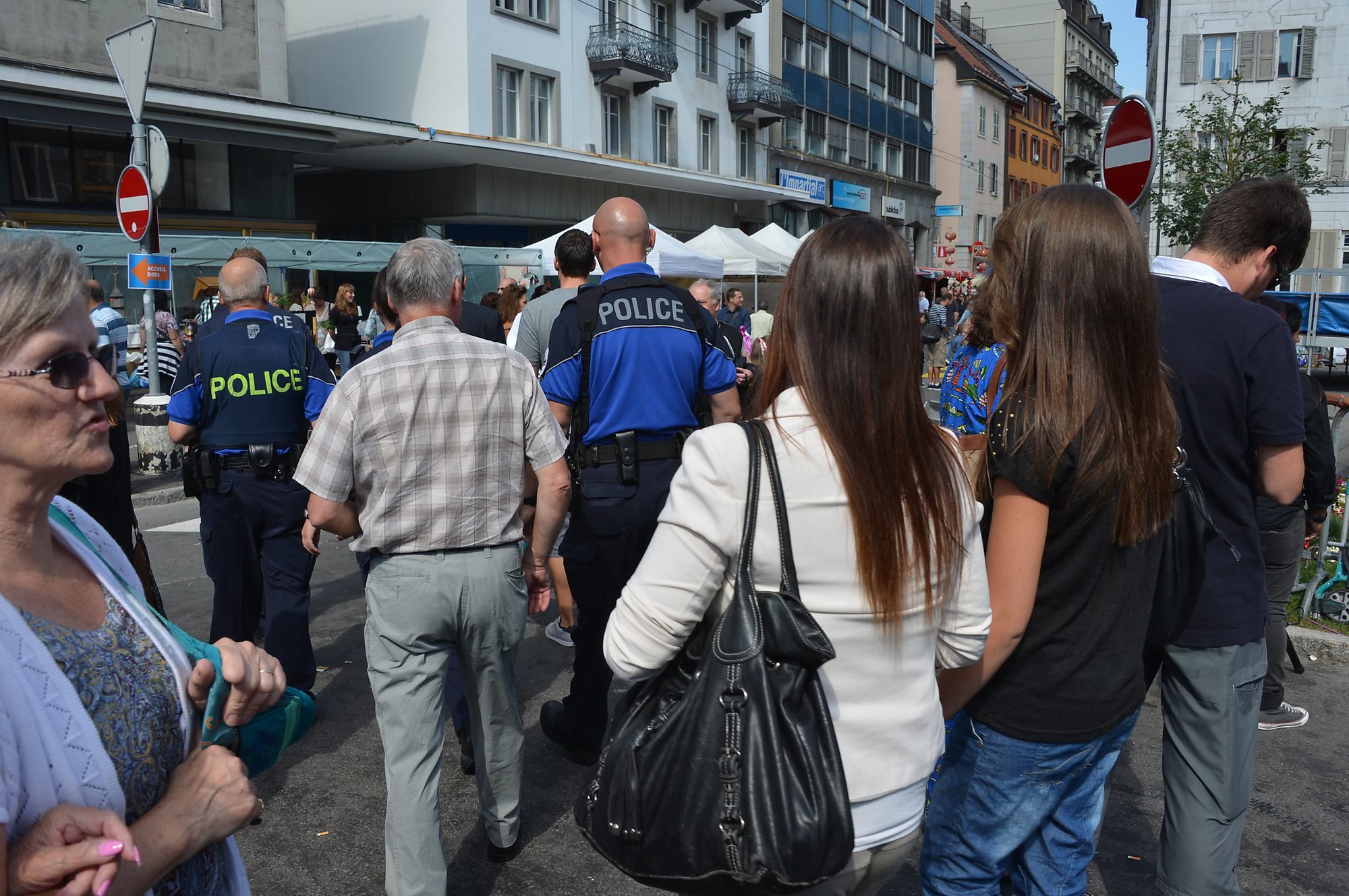 La police avait été violemment prise à partie lors de la Braderie 2017 à La Chaux-de-Fonds.