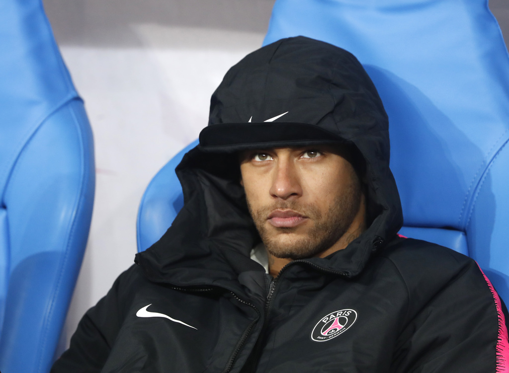 Neymar est suspendu à partir de lundi. Il pourra donc jouer ce weekend contre Angers.
