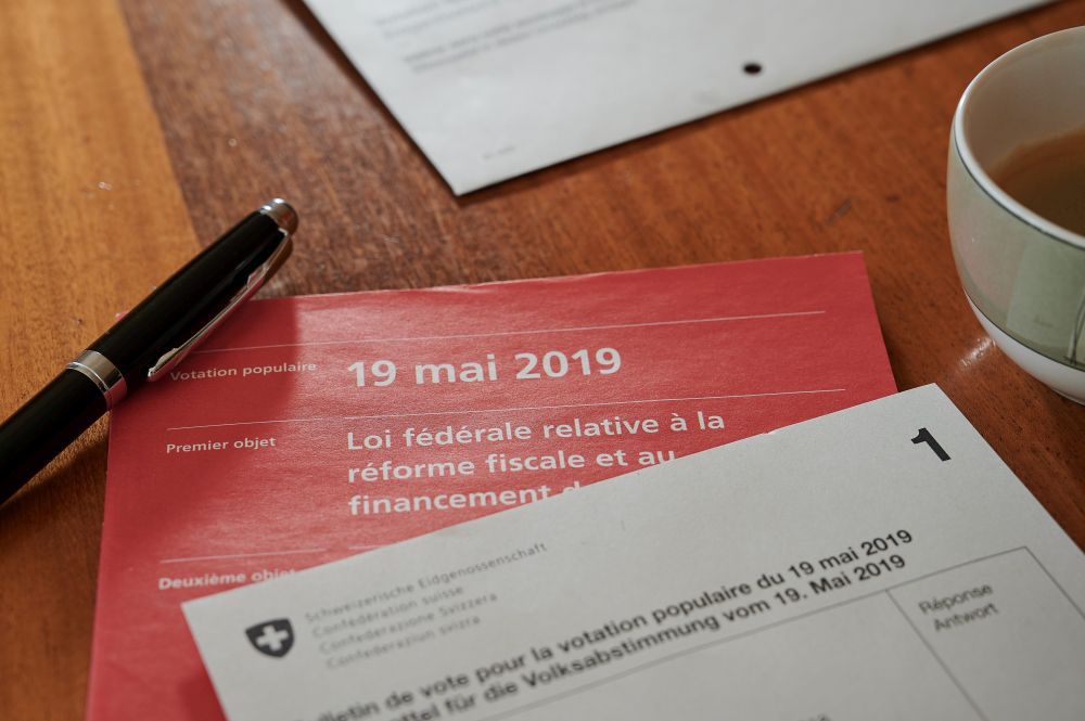 Le peuple suisse se prononce le dimanche 19 mai sur la réforme fiscale et le financement de l'AVS.