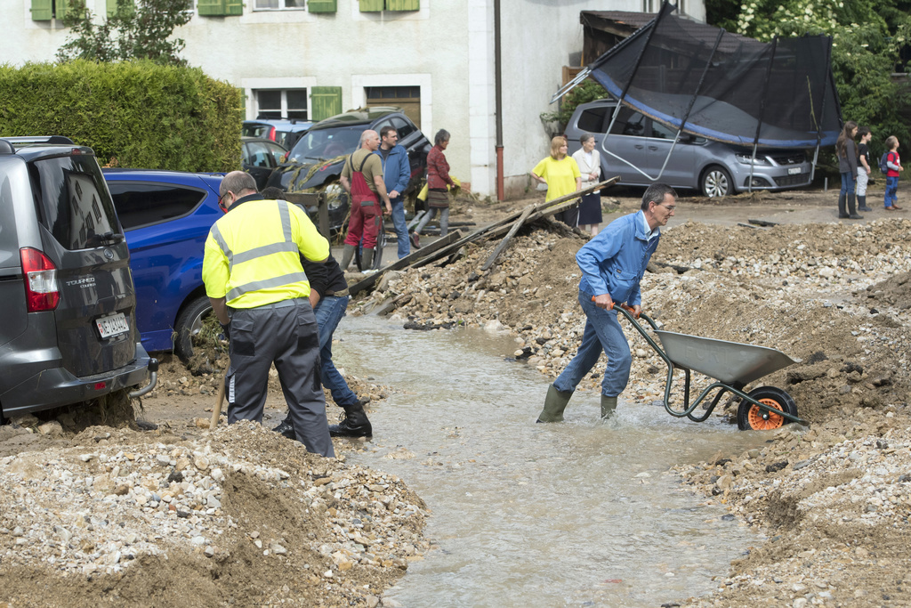 Une fois que tout sera nettoyé, il s'agira de reconstruire certains équipements.