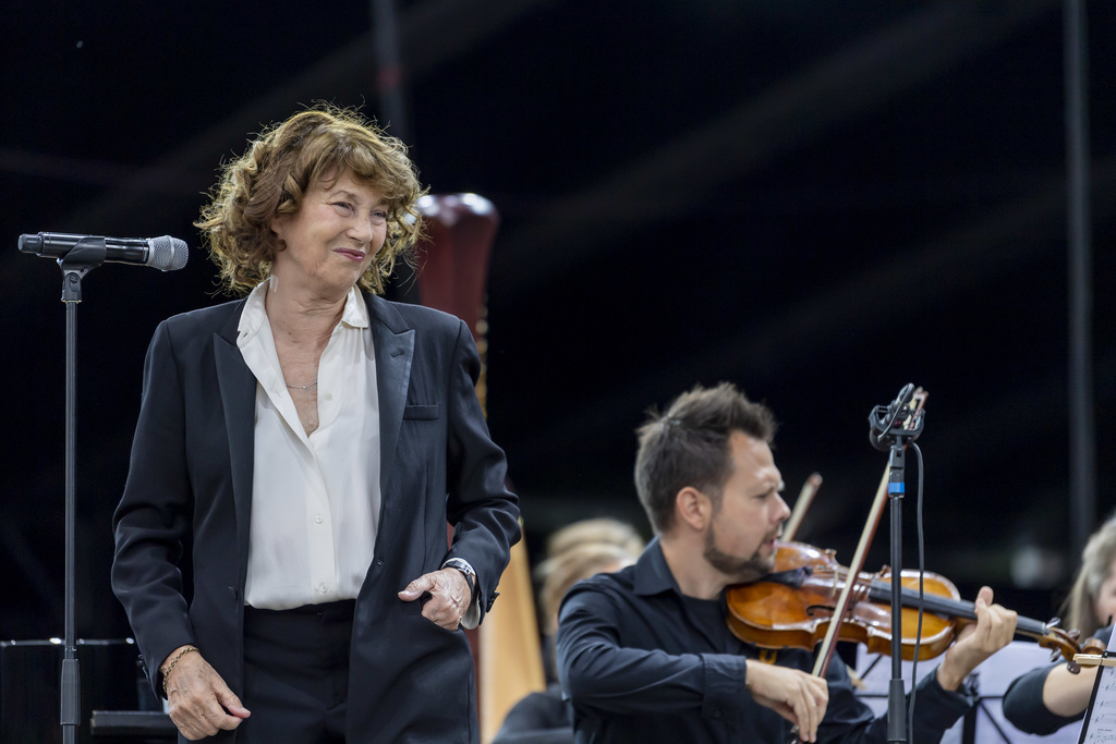 Jane Birkin et l’Ensemble symphonique Neuchâtel se sont produits sur la Grande Scène.