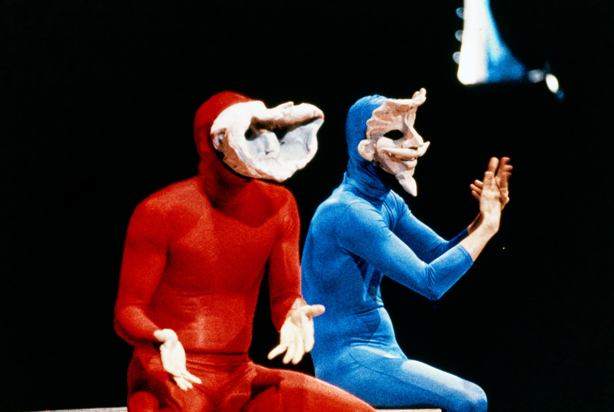 Avant de connaître une consécration mondiale, le Cirque du Soleil et les Mummenschanz (en photo) ont été applaudis sous son chapiteau par des célébrités.