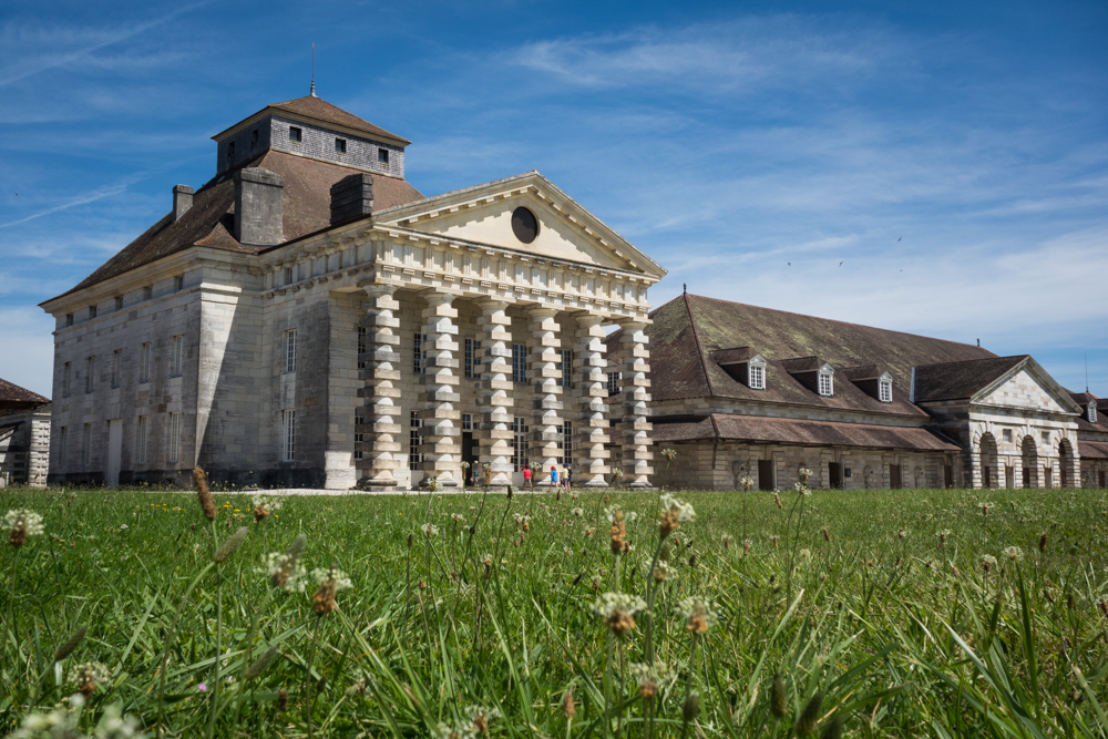 La saline royale d'Arc-et-Senans, construite à la fin du 18e siècle et inscrite au Patrimoine mondial de l’Unesco.