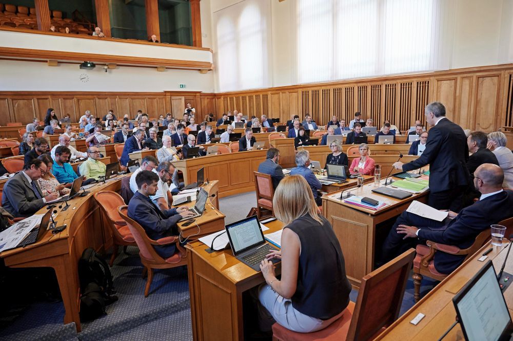 La majorité du Grand Conseil a voté pour que les conseillers communaux ne puissent plus siéger au législatif cantonal