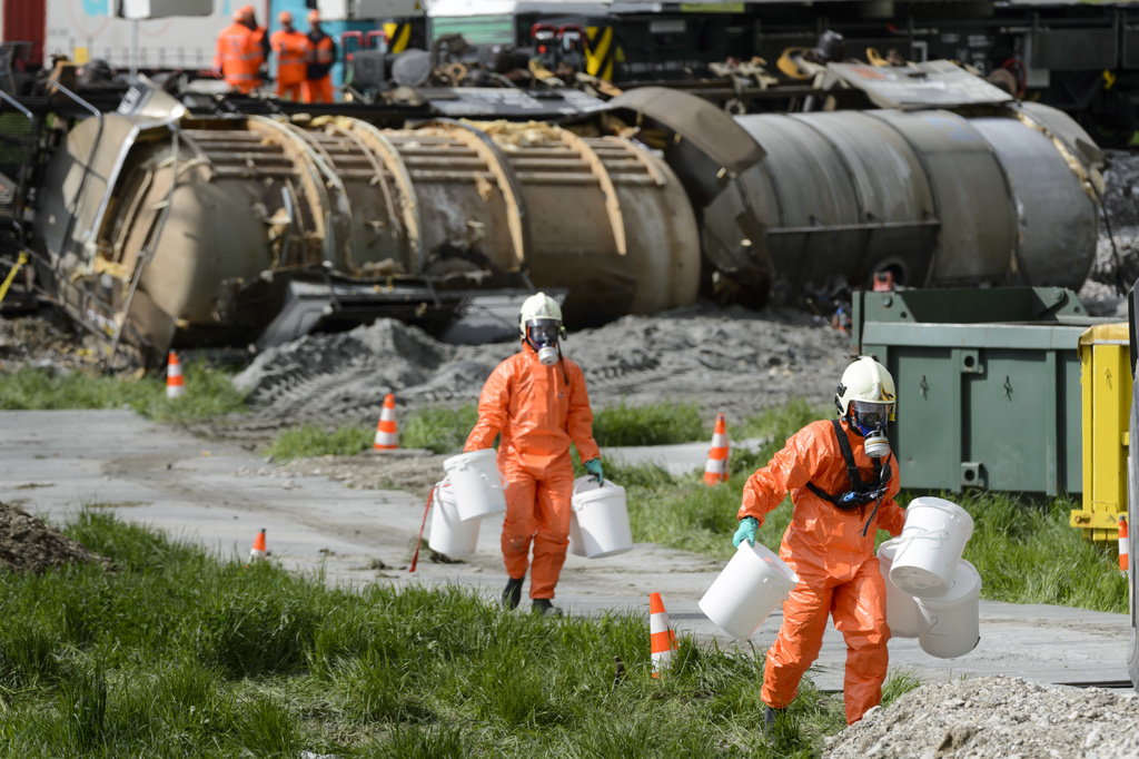 En avril 2015, à Daillens (VD), un train de marchandises transportant des produits dangereux avait déraillé, mettant en lumière le manque de sécurité de ces convois (archives).