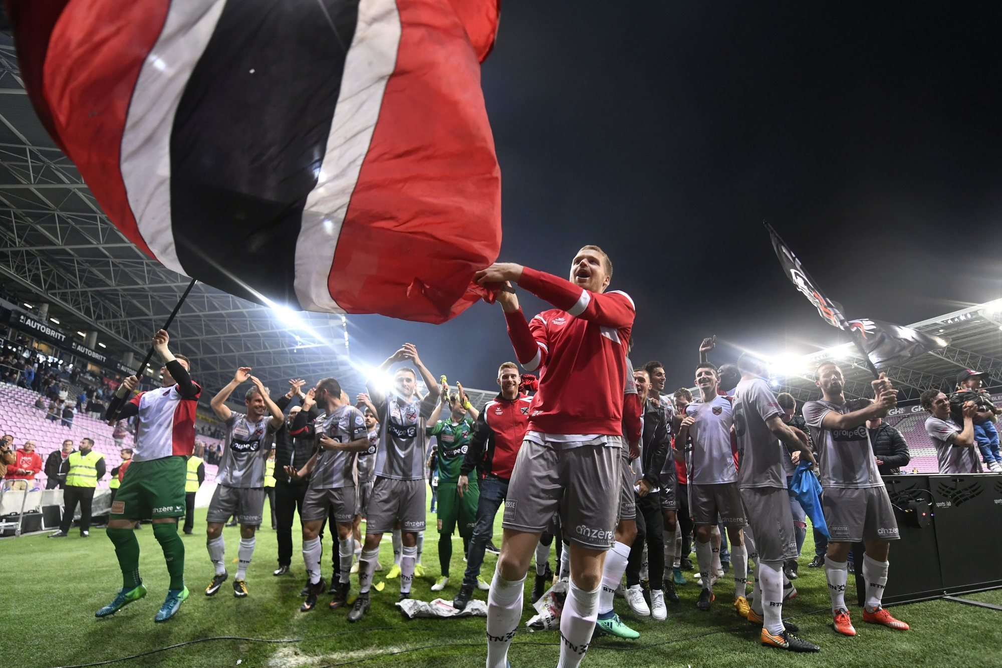 Le dernier déplacement de Xamax à Genève, le 23 avril 2018, avait été festif avec les célébrations de la promotion en Super League.