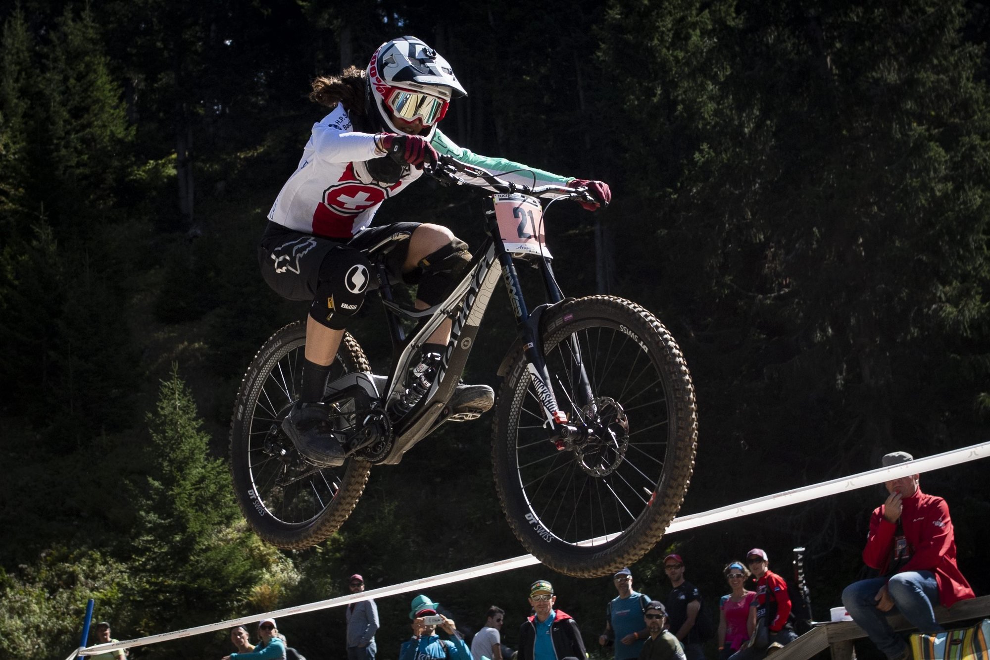 Camille Balanche est nominée en descente-VTT.