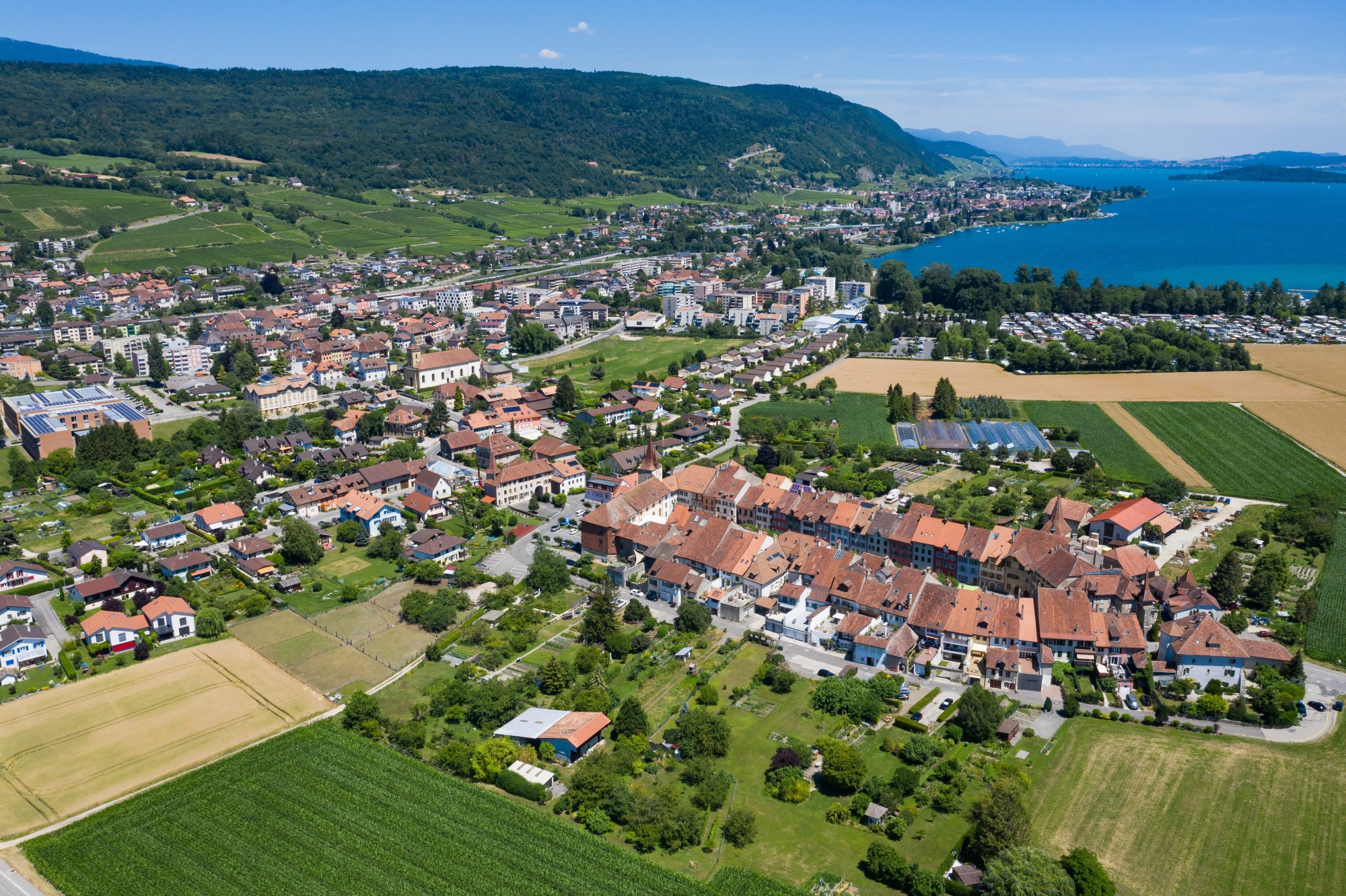 Durant l'été 2018, 55 voitures parquées dans les rues du Landeron ont été victimes des clés d'une octogénaire.