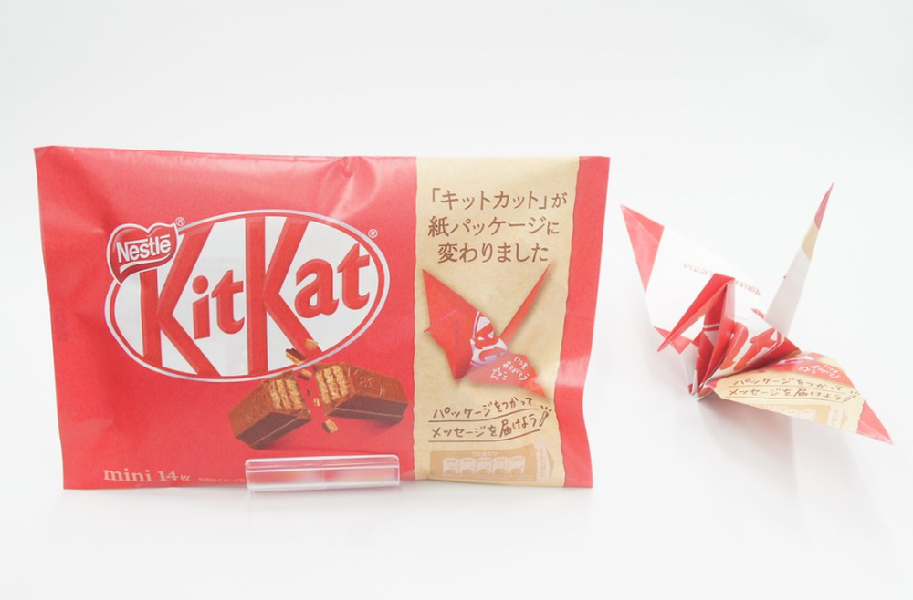 Les sachets en papier des KitKat pourront être réutilisés en créant une grue en origami.