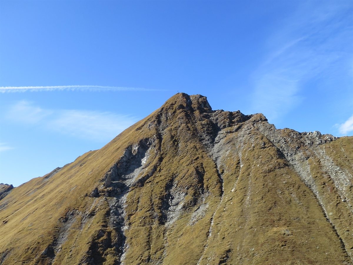 Le Piz Arlos est une montagne des Grisons située à 2697 mètres d'altitude.
