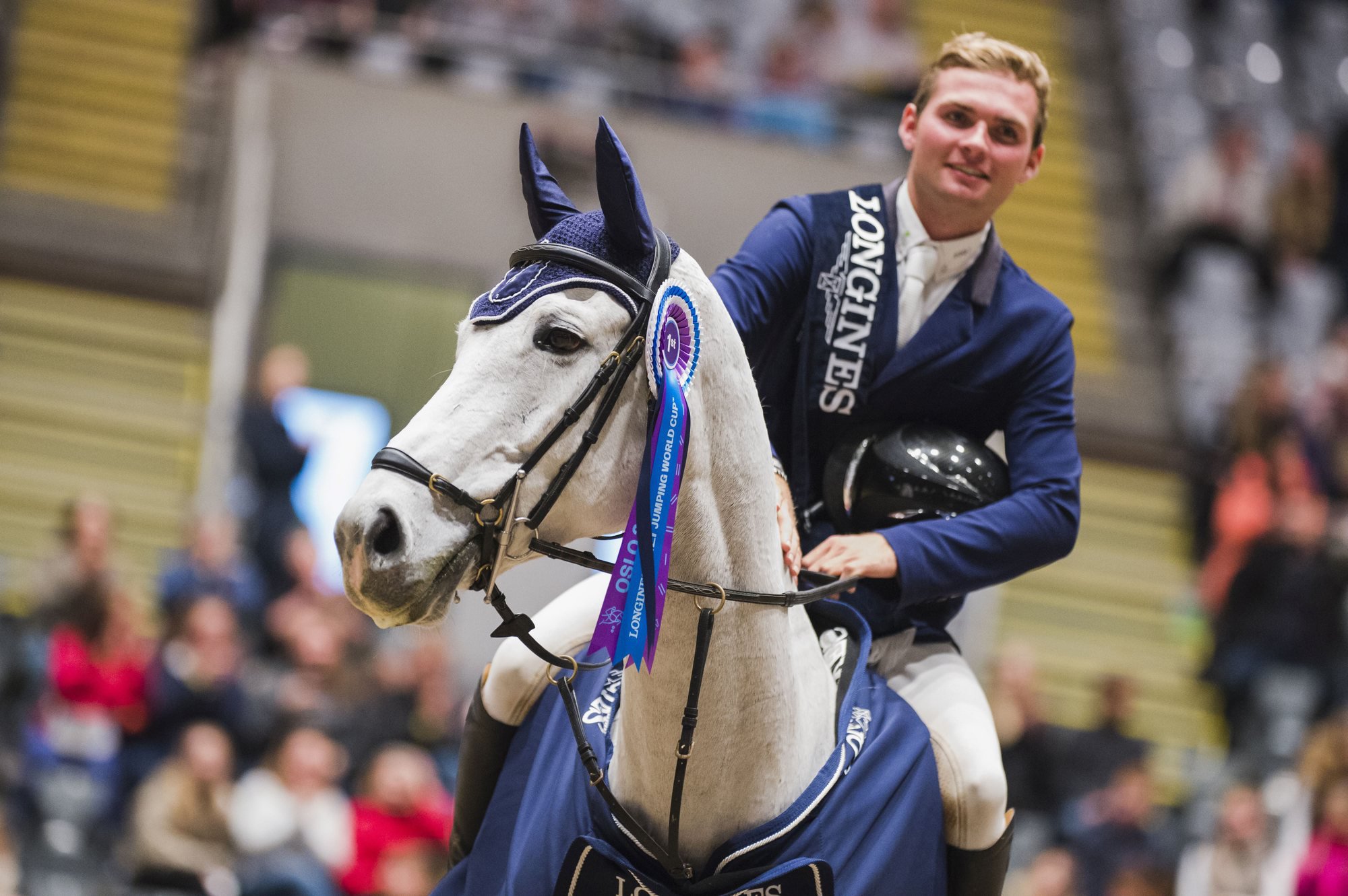 Bryan Balsiger lors de son triomphe à Oslo, sur son cheval "Clouzot de Lassus".