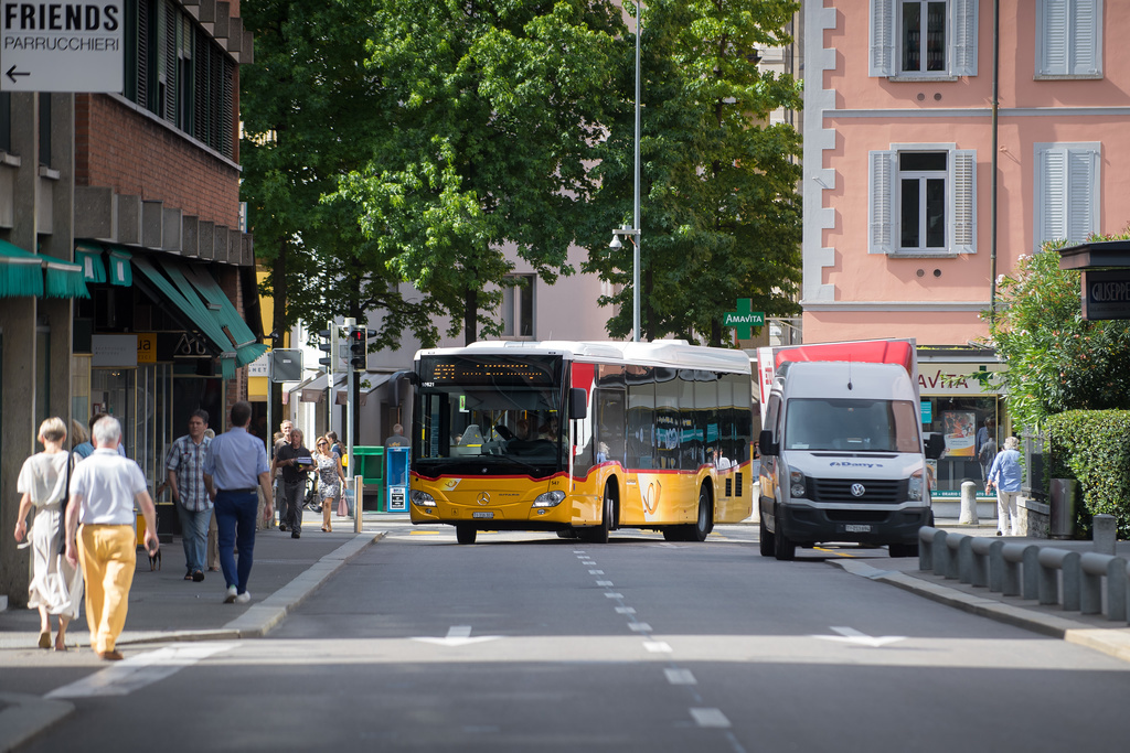 La commission ne comprend pas comment CarPostal a pu indûment toucher des subventions durant 7 ans, alors que le DETEC aurait été averti en 2011 déjà (illustration).