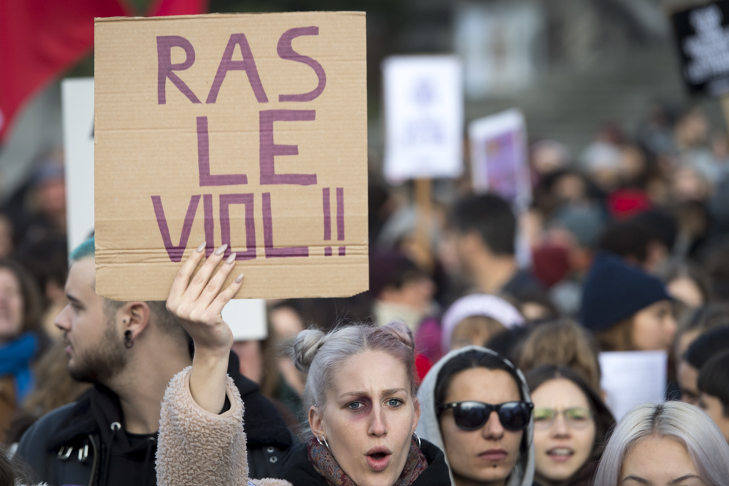 A travers le monde, de nombreuses manifestations contre les violences sexuelles ont eu lieu le samedi 23 novembre.