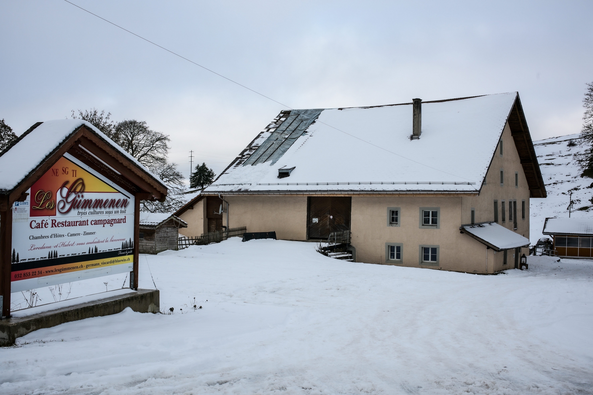 Fondeurs et amateurs de raquettes pourront se sustenter chez les Germann-Viscardi, à la métairie des Gümmenen, encore cet hiver.