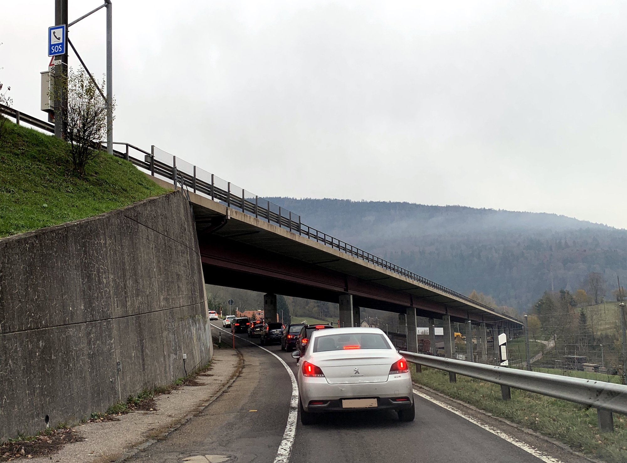 Le temps de trajet entre Neuchâtel et La Chaux-de-Fonds a été doublé par moment.