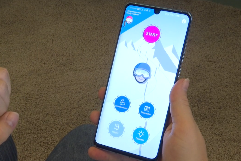 L'app "Slope Track" est équipée d'un GPS et de capteurs qui lui permettent de mesurer et d'enregistrer une descente.