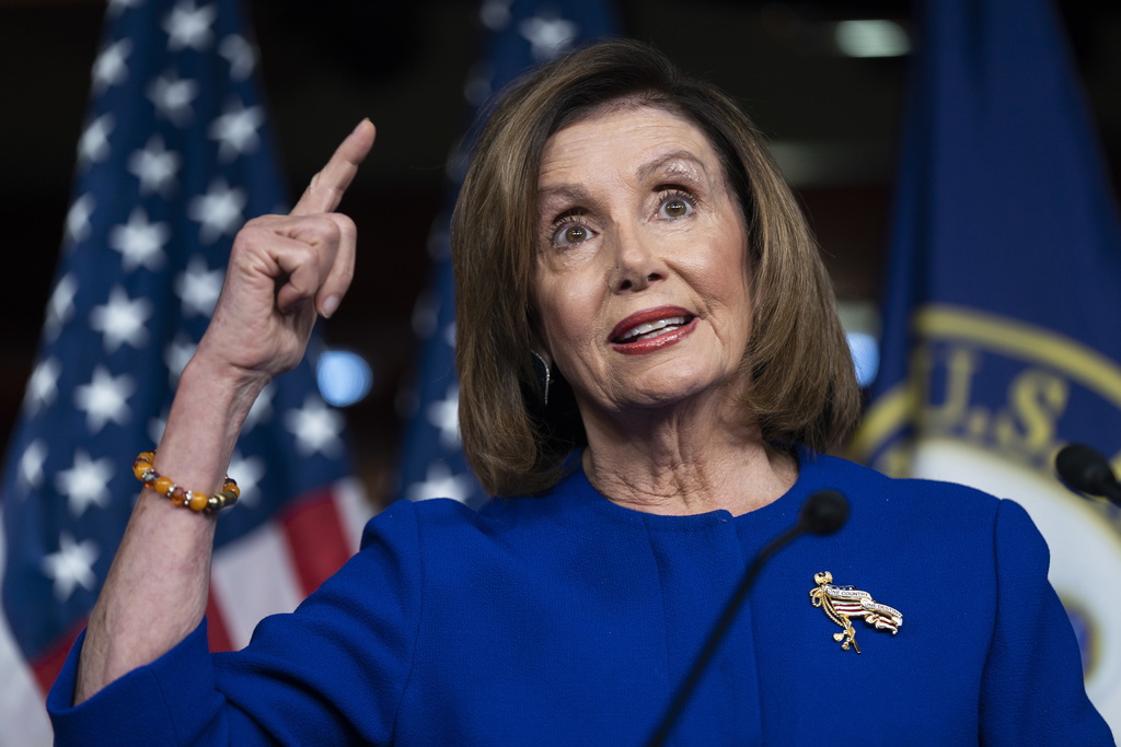 "La Chambre respecte son devoir de protéger les Américains", a argué Nancy Pelosi, cheffe de la majorité Démocrate dans la chambre basse des Etats-Unis à propos de la résolution votée contre Trump.