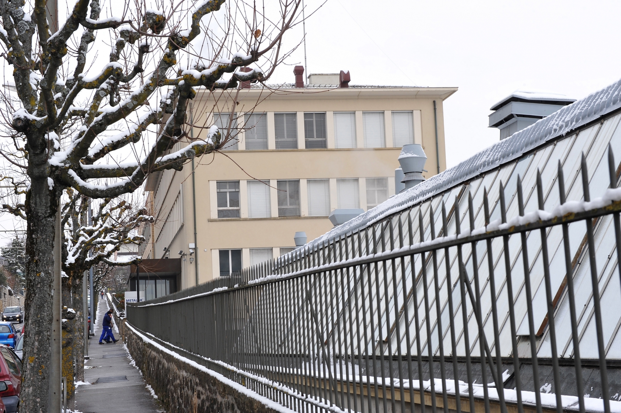 La friche Metalor, ici en 2010 lorsque les locaux étaient encore utilisés, a vu le retour d'ouvrier ce lundi 3 février: Ils viennent désamianter le bâtiment voué à la démolition.