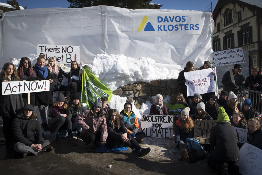 Les activistes sont présents depuis le début du Forum économique qui se déroule à Davos.