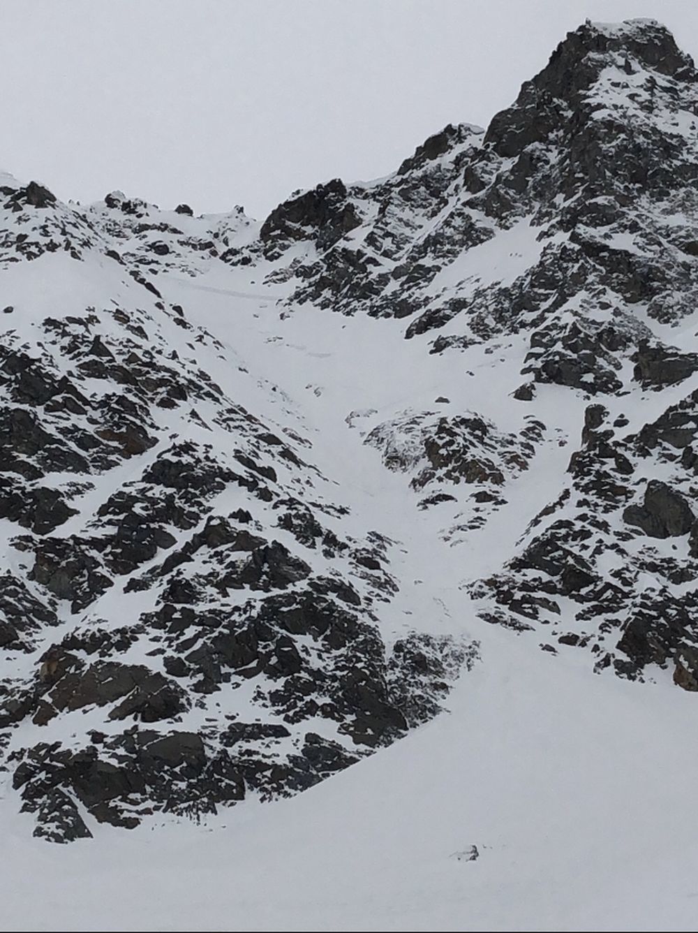 L'avalanche s’est déclenchée dans un secteur du Rossboden à une altitude de 2600 mètres.
