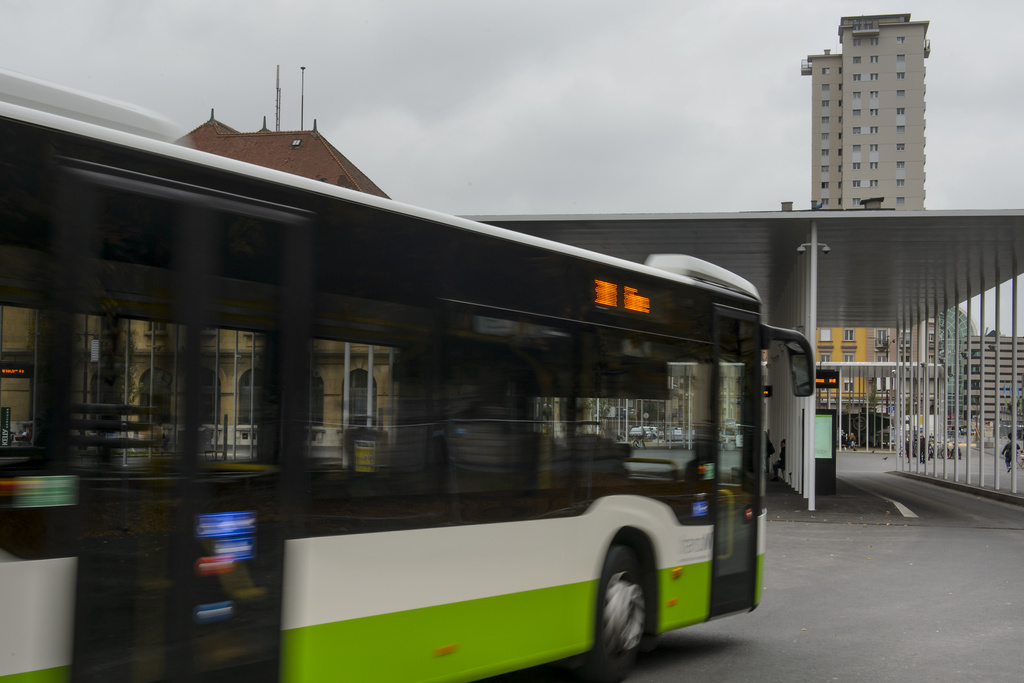 Les bus de remplacement ne seront pas gratuits entre La Chaux-de-Fonds et Neuchâtel durant les travaux.