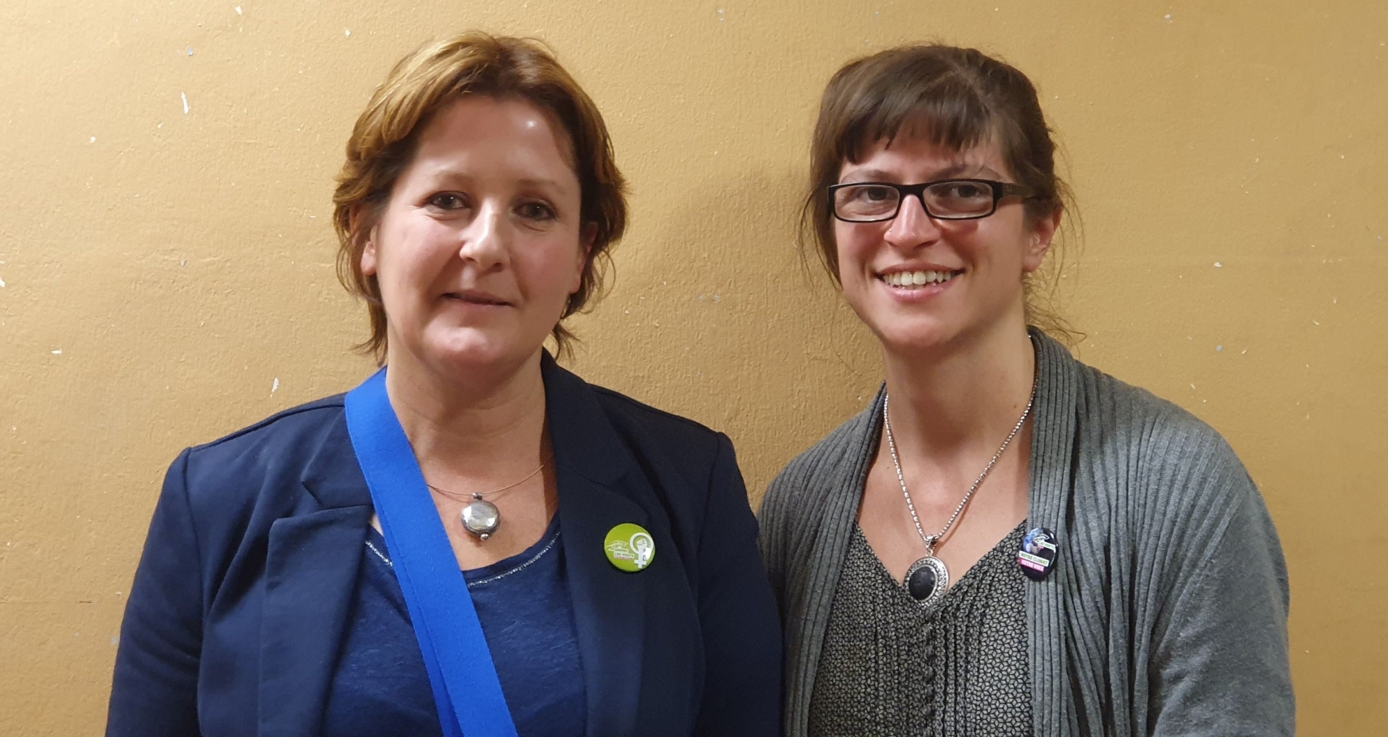Céline Robert-Charrue Linder et Pauline Godat, nouvelles coprésidentes des Verts jurassiens.