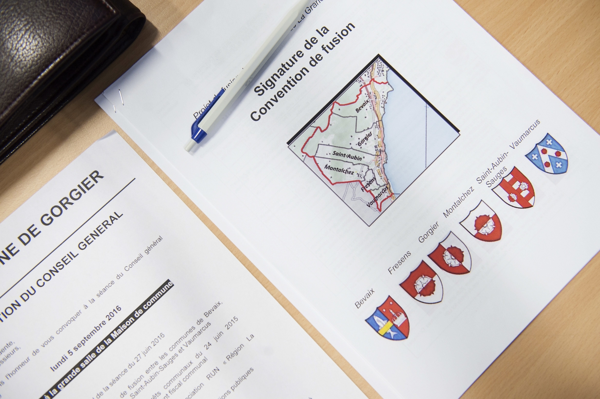 La Grande Béroche: une des dernières fusions de communes en date dans le canton de Neuchâtel.
