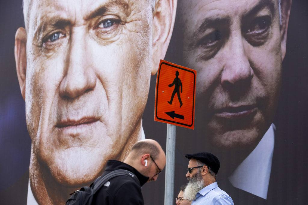 L'accord prévoit le maintien de Benjamin Netanyahu au poste de Premier ministre pendant les 18 premiers mois. Benny Gantz suivra pour une période équivalente.