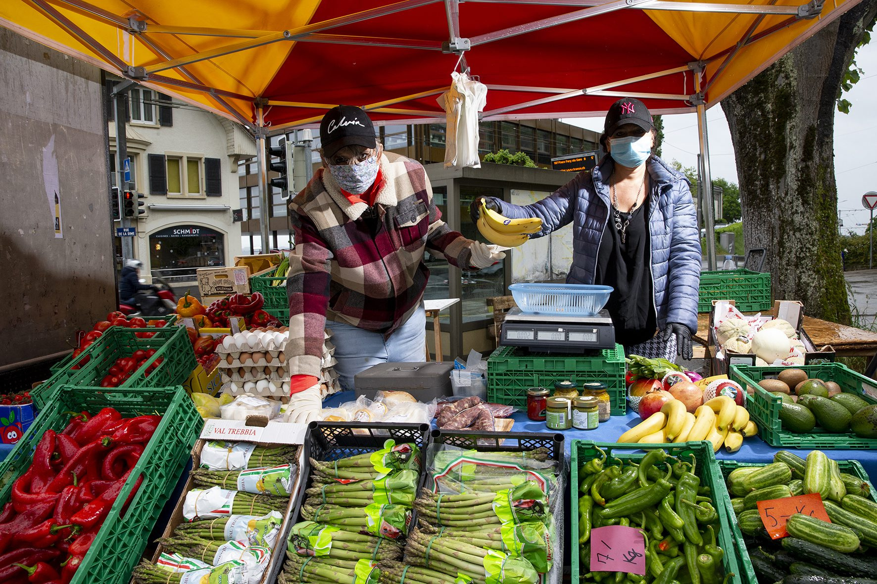 A La Coudre, à Neuchâtel, les habitants ont découvert les joies du marché de quartier.