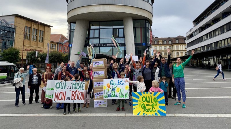 Les opposants à la création du parking ont remis plus de 5000 signatures à la chancellerie en octobre.