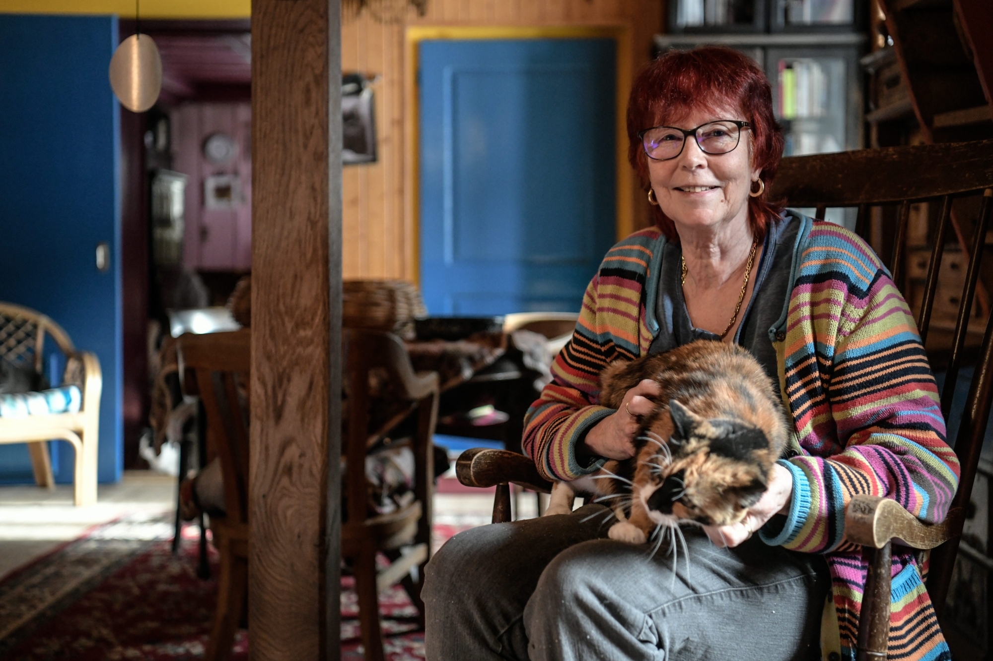 Tomi Tomek, fondatrice du refuge SOS Chats de Noiraigue, photographiée en février 2020.