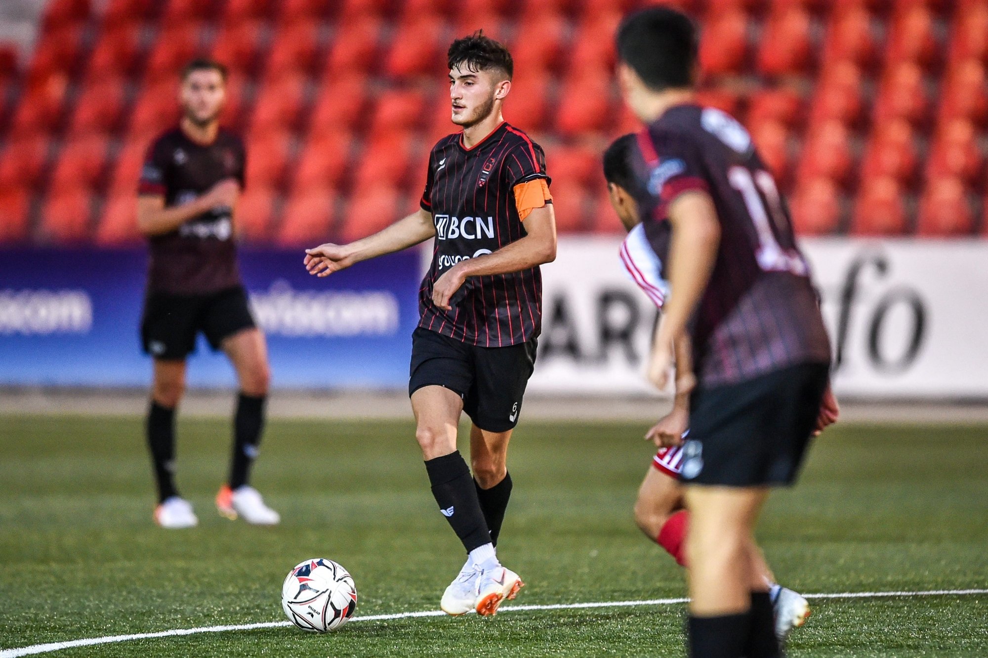 La formation des joueurs Xamaxiens qui font partie des M21 reste en main de Neuchâtel Xamax SA.