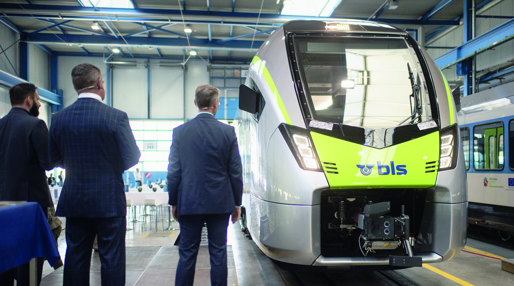 Les premiers trains livrés rouleront sur l’axe Berne – Neuchâtel – La Chaux-de-Fonds.