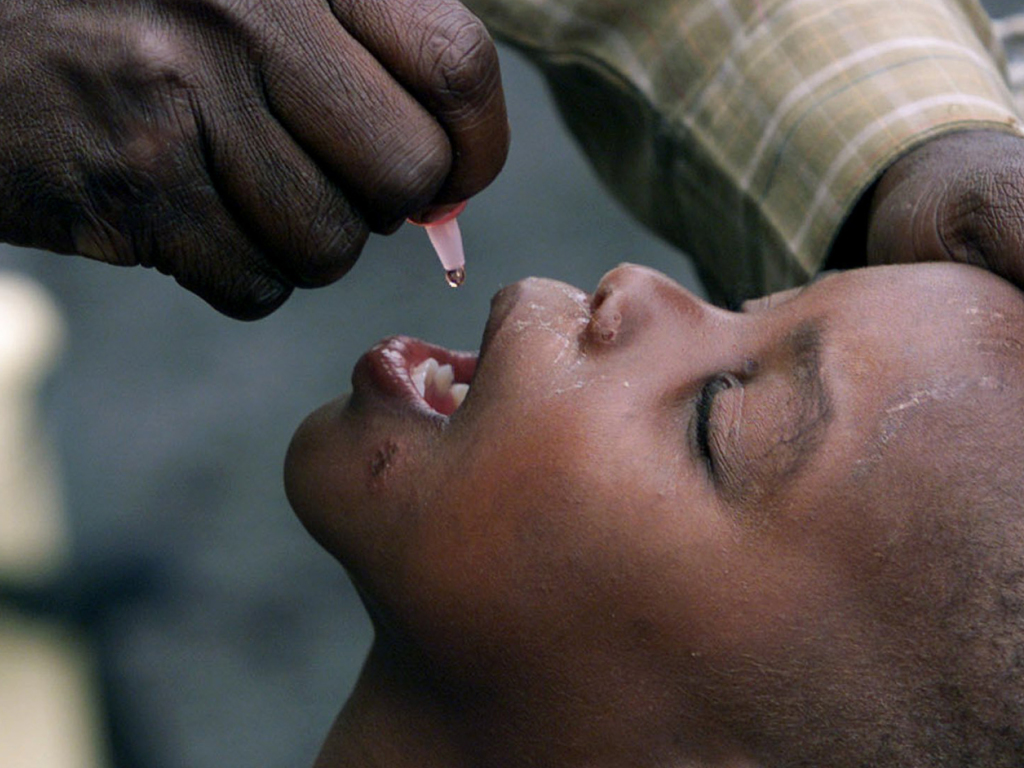 La polio a été officiellement déclarée "éradiquée" du continent africain par l'Organisation Mondiale de la Santé, après quatre années consécutives sans cas déclaré et des efforts massifs de vaccination des enfants (archives).